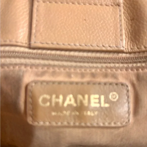 Chanel Camel Leather Tote - Picture 7 of 12